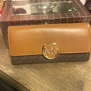 Michael Kors two tone and logo wallet